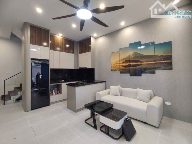 SIÊU HIẾM! BÁN NHÀ 4 TẦNG, SỔ ĐỎ ĐẸP, GIÁ RẺ NHẤT KHU VỰC HOÀNG QUỐC VIỆT