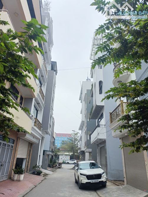 Nhà đẹp Lai Xá, Kim Chung - 54m², 4 tầng mới, ô tô tránh, vị trí vàng kinh doanh 10 tỷ