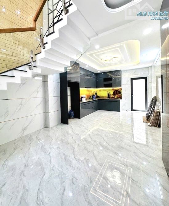 BÁN NHÀ HẺM XE HƠI CẠNH BẾN XE MIỀN TÂY NHÀ MỚI VÀO Ở NGAY GIÁ 105m2 GIÁ 5tỷ5 - 1