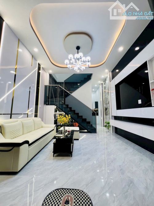 BÁN NHÀ FULL NỘI THẤT, GÓC 2 MẶT TIỀN HẺM 11 Đ.NGUYỄN VĂN LINH, KẾ ĐA KHOA TW - 1
