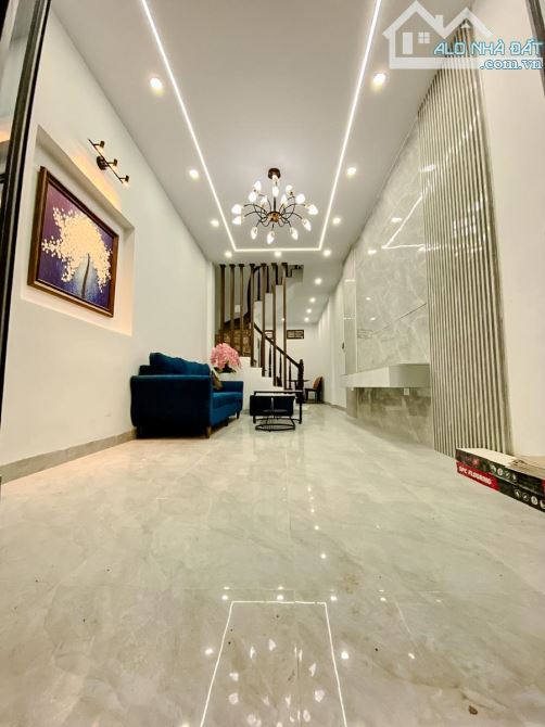 BÁN NHÀ ĐỊNH CÔNG THƯỢNG - 31M .4 TẦNG -HƠN ,GIÁ 6 TỶ TRUNG TÂM - NGÕ 3 GÁC - 1