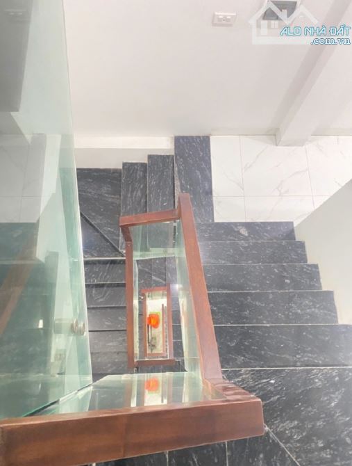 BÁN NHÀ NHANH TẠI THỤY PHƯƠNG - GIÁ CHỈ Nhỉnh 5 tỷ - 1