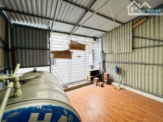 Bán nhà Kim Ngưu - Hai Bà Trưng Lô góc ngõ thông kinh doanh 30m2 3 tầng chỉ 4.55 tỷ - 1