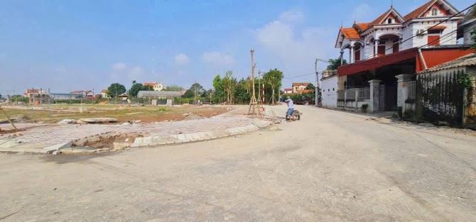 Chủ cần bán đất 52,9m tại Hoàng Trạch - 1