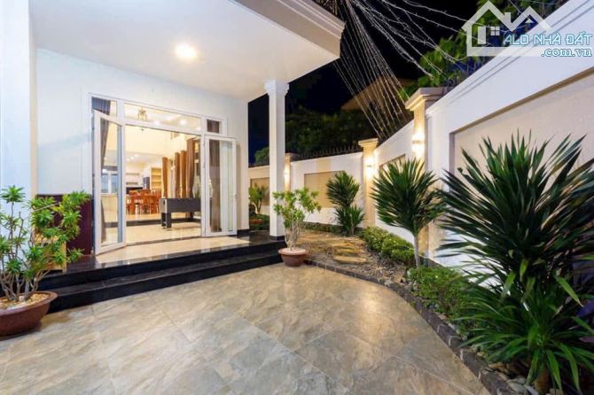 BÁN BIỆT THỰ 1T2L MẶT TIỀN ĐƯỜNG TRẦN VĂN THỜI 263M2 (11.3X25) GIÁ: 42TỶ - 1