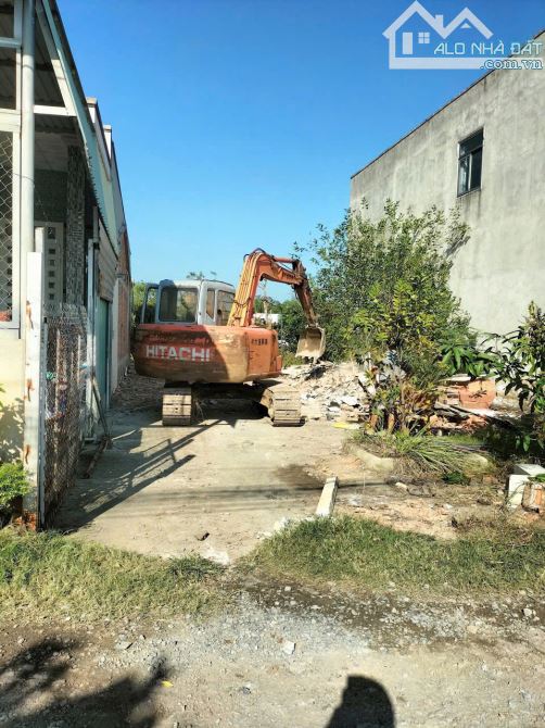 Chính chủ cần gởi bán gấp lô đất kế bên Vin 1/ đg Nguyễn Thị Hạnh 109m2 giá bán 950 triệu - 1