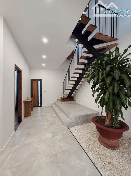VILLA MỚI _ SANG ĐẸP MẶT TIỀN ĐƯỜNG THI SÁCH _ TRUNG TÂM ĐÀ LẠT - 1