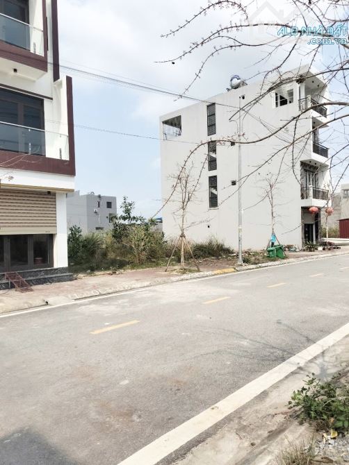 Bán nhiều lô 60m khu Áp Tràn, Dương Quan, Thuỷ Nguyên giá từ 2.8x tỷ - 1