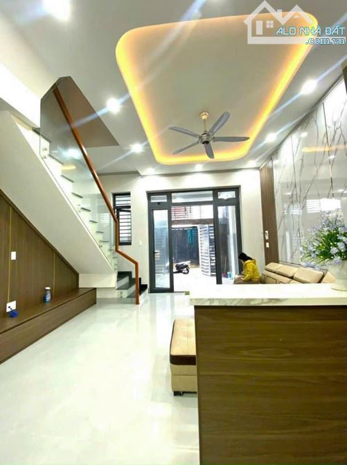 Nhà riêng 2PN, 2WC - DT: 30m2 ngay Tỉnh Lộ 10, Bình Tân. Giá 1,8 Tỷ/TL - 1