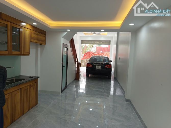 Đông Mỹ, Thanh Trì, DT: 51m, nhà 5 tầng, ô tô vào đất, giá: 5.5 tỷ gần trường C3 Đông Mỹ - 1