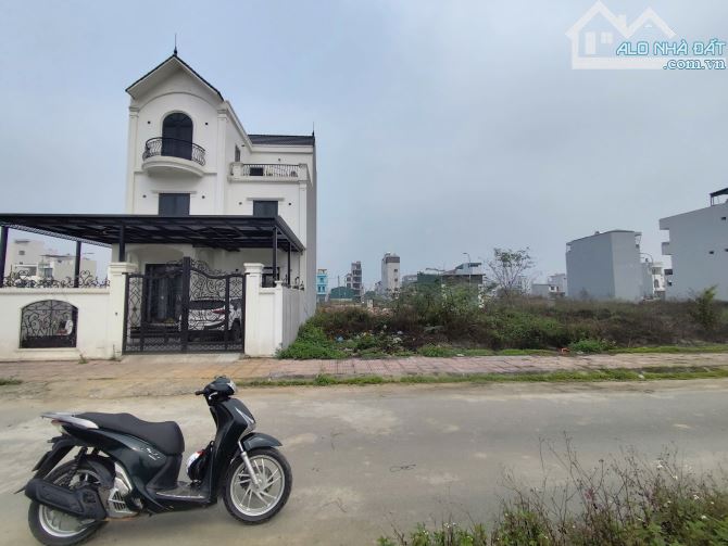 Bán 48m2 đất dịch vụ Song Phương đường rộng 10m giá rẻ - 1