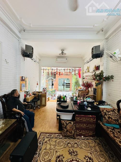 Bán nhà Văn Quán, Hà Đông. DT 50m2 xây 5 tầng. Ô tô đỗ cửa. Giá 13.8 tỷ có thương lượng - 1