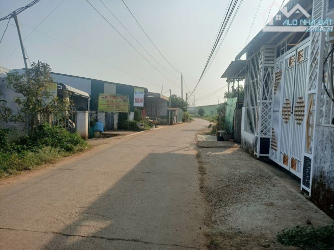 Bán đất Gần Sân Bay DT 5x35m tc100m2 khu dân cư Cospha Giá 1,25ty - 1