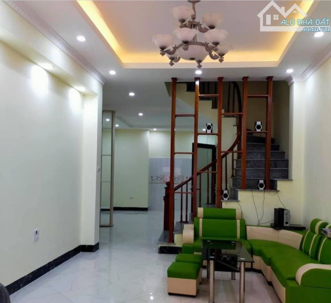 Bán nhà Đại Cát, Liên Mạc, Dt 32m2, 5 tầng, giá chào hơn 5 tỷ - 1