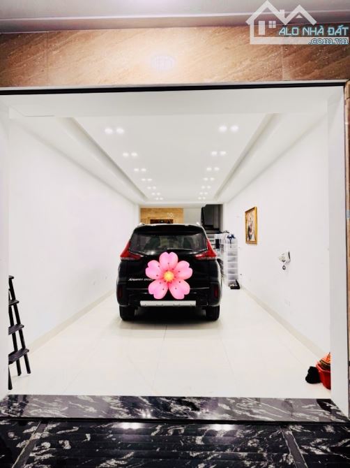 Nhà Vip Phố Cổ Ngọc Lâm - Trung Tâm - Gara SUV  - NT Đỉnh Cao - Ở Sướng - 1