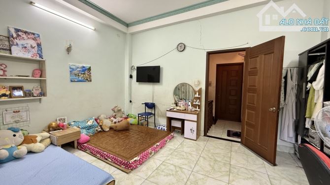 ✨ 61M2 (5M x 13M), 2 Tầng BTCT (2PN, 2WC, ban công & giếng trời), hẻm xe tải 5M - 5.25 Tỷ - 14