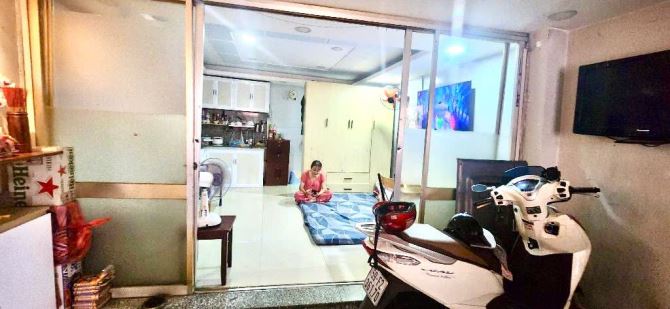 Bán nhà 4 tầng,69m2,8PN,HXH sau MT Hoàng Sa_Lý Chính Thắng Quận 3,TN 400tr/năm,13.7 tỷ - 2