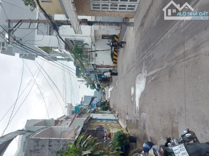 BÁN NHÀ HẺM XE HƠI CẠNH BẾN XE MIỀN TÂY NHÀ MỚI VÀO Ở NGAY GIÁ 105m2 GIÁ 5tỷ5 - 2