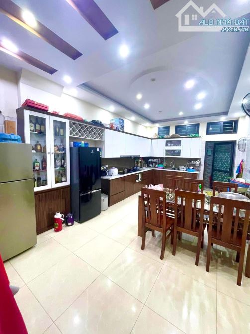 17.95 Tỷ- 88m2^5T^MT 4m- Nhà Đẹp 2 Thoáng- Gần Phố- Yên Tĩnh- Hoàng Văn Thái- Thanh Xuân - 2