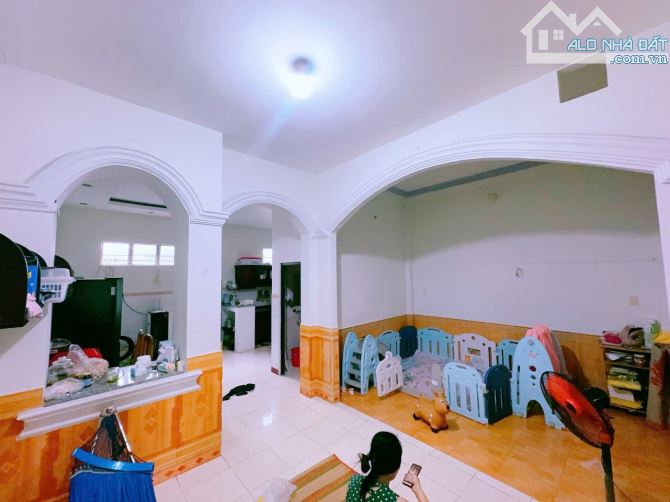 Bán nhà lầu cư xá B5. 6x20 120m2, chưa qua đầu tư Giá chỉ 4ty7 P.Tân Hiệp Biên Hoà - 2