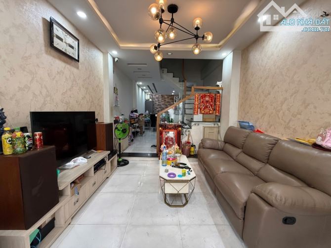 Bán nhà Quận 5 gần chợ Hoà Bình khu kim Hoàng, 57m2, 4 lầu, 10,5 tỷ - 2