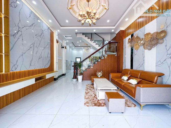 CHÍNH CHỦ GỬI BÁN NHÀ 65m2 TRỆT LẦU FULL NỘI THẤT –  Quận CÁI RĂNG Cần Thơ - 2