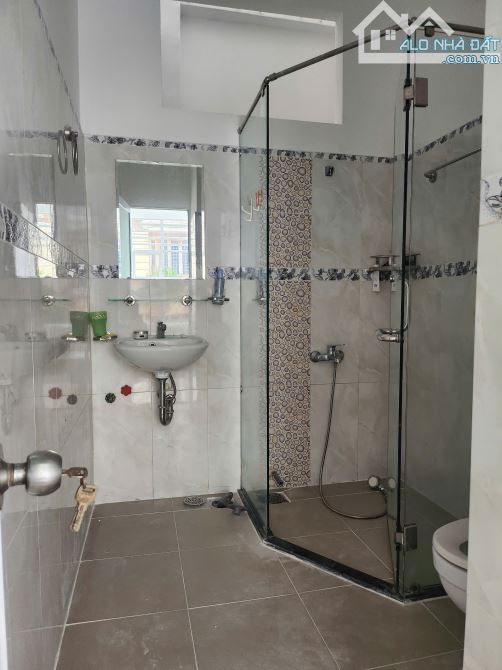 NHÀ MỚI Ở NGAY. HXT ĐƯỜNG HỒ BIỂU CHÁNH, PN, 4X11M, TRỆT, 3 LẦU, ST, GIÁ CHỈ 11.3 TỶ ( TL) - 2