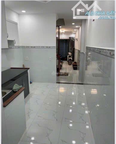 Nhà đẹp- Dòng tiền ổn định 240 triệu/năm- vị trí trung tâm Q,3 - 2