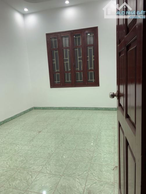 BÁN NHÀ GIÁP NHỊ, TRƯƠNG ĐỊNH 20M RA ĐƯỜNG Ô TÔ 50 M2 X4 TẦNG GIÁ 8,95 TỶ - 2