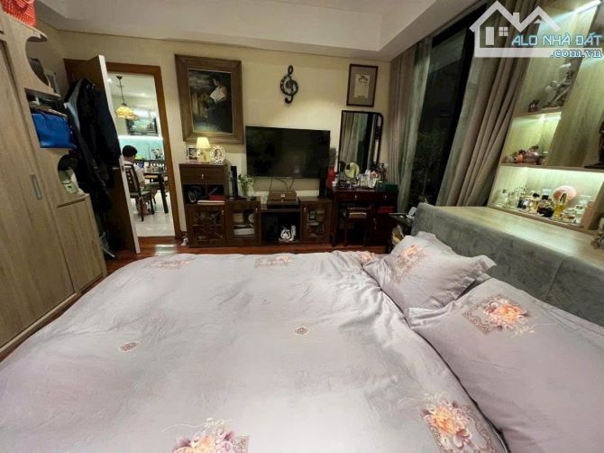 Nhà 3 tầng cũ Lạc Long Quân 80m chỉ 14.5 tỷ ngõ 89 rộng rãi ra chợ Nghĩa Đô ra Hồ Tây khôn - 2