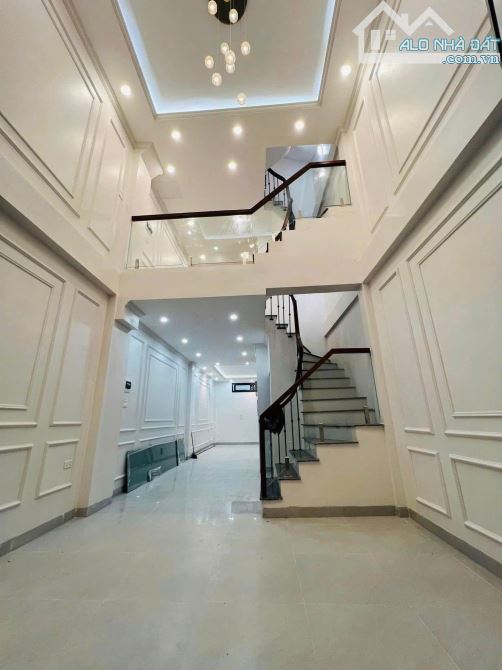 NHÀ 39M2*5T TRƯƠNG ĐỊNH, MỚI TINH, GẦN BÃI GỬI Ô TÔ - 2