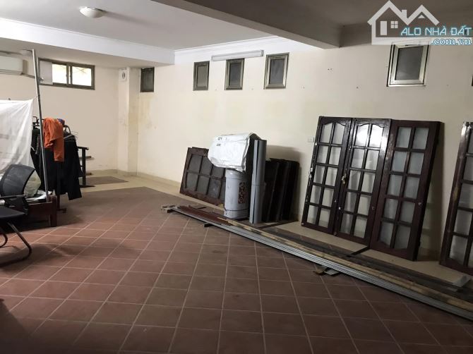 TRUNG TÂM QUẬN, S 172M2, MT KHỦNG 8.2M2, VUÔNG ĐẸP, NGÕ THÔNG, OTO TRÁNH, - 2