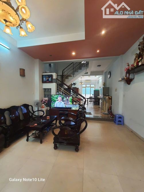 Gần công viên! Hẻm 5m thông Nguyễn Xí - Quốc Lộ 13. (4x15m) vuông vức. Tự khai thác 150tr - 2