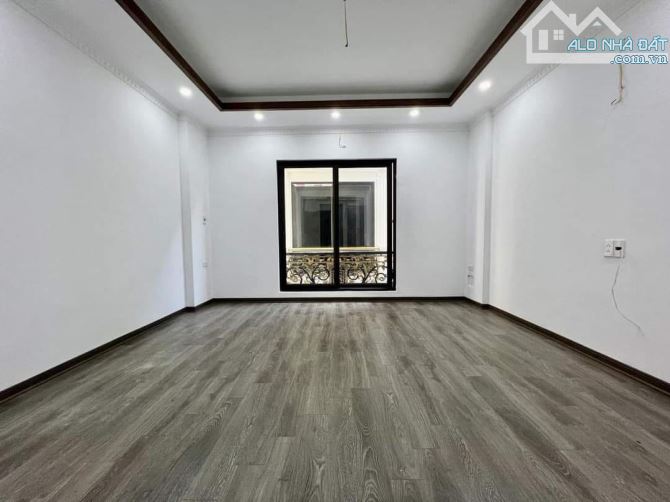 Bán nhà Phố Dương Văn Bé, Tân Khai,  38m2 x 5 tầng, ô tô 1m, Giá: 6,2 tỷ( ctl) - 2