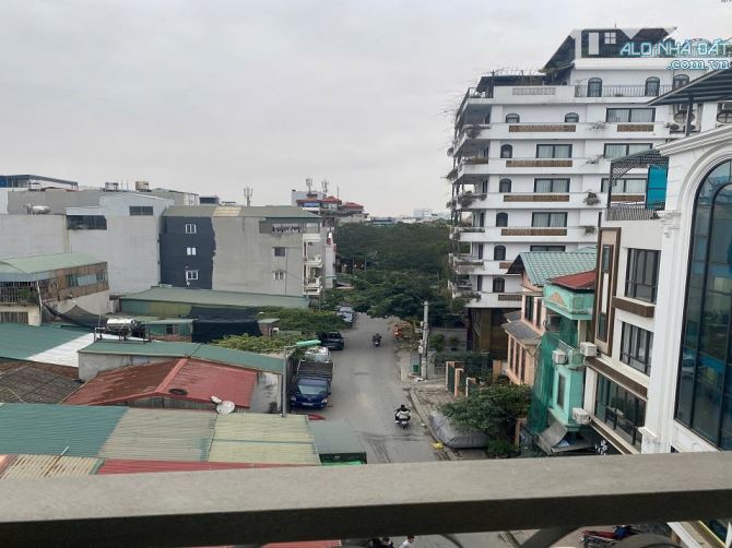 Bán nhà mặt phố mới Đội Cấn- Ba Đình- 2 thoáng- kinh doanh- ô tô đỗ cửa- 58m2- 19.8 tỷ - 2