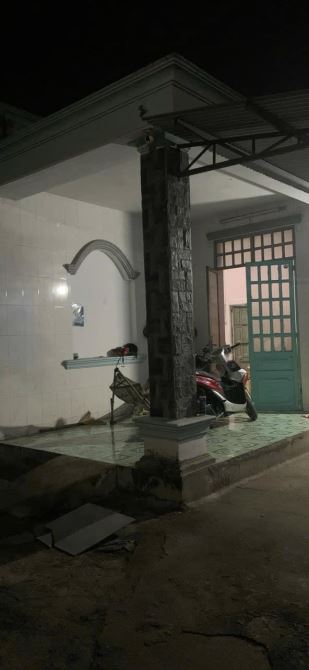 Bán lô đất có căn nhà long an gần thị trấn giá mềm - 2