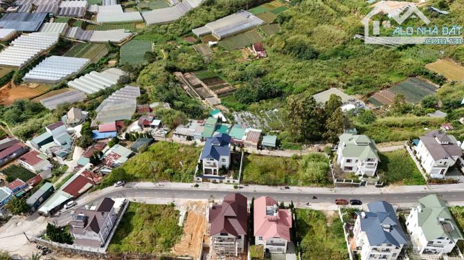 LÔ ĐẤT BẰNG PHẲNG CÓ VIEW KHU SANG TRONG DIC AN SƠN 25 TỶ - 2