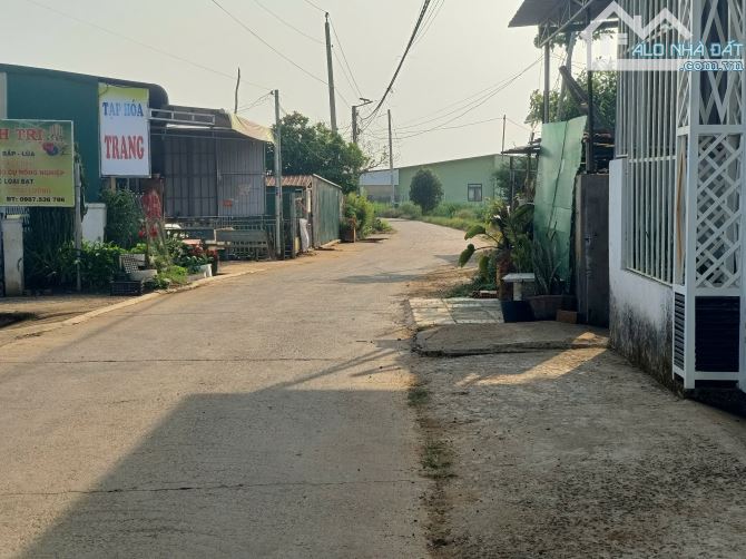 Bán đất Gần Sân Bay DT 5x35m tc100m2 khu dân cư Cospha Giá 1,25ty - 2