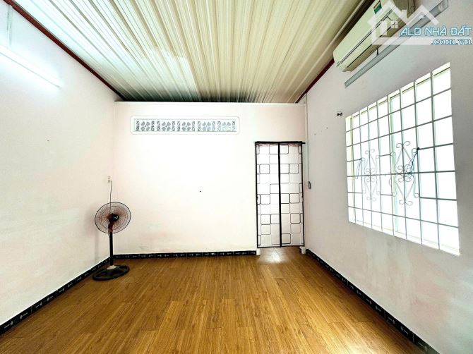 Bán nhà gần GX Thuận Hoà, Kp6-P.Tân Phong. 128m hậu nở 7m giá chỉ 3ty390 - 3