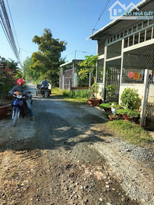 Chính chủ cần gởi bán gấp lô đất kế bên Vin 1/ đg Nguyễn Thị Hạnh 109m2 giá bán 950 triệu - 3