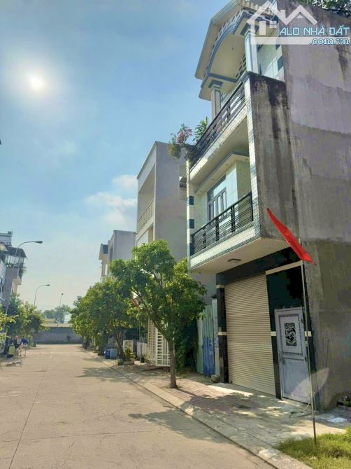 Đất Đẹp KDC Kế Bên Vincom 550 Dĩ An Bình Dương. - 3