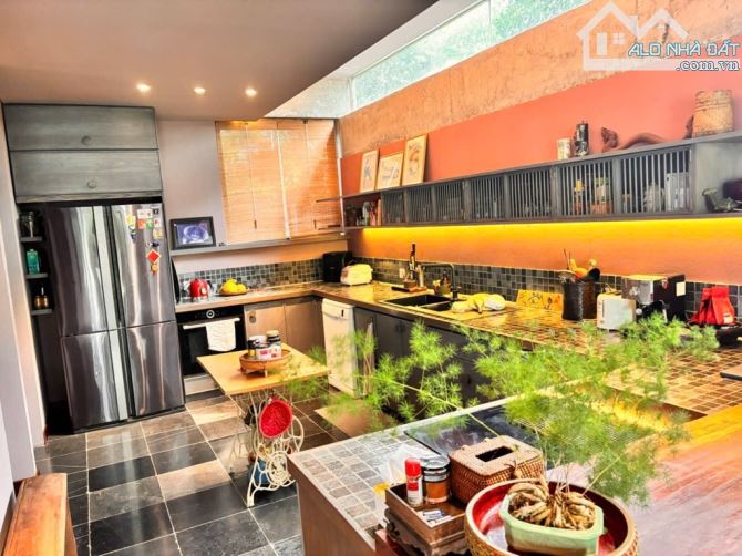 Q. Long Biên biệt thự nhà vườn 240m2, mặt tiền hơn 10m, lô góc, trước nhà ô tô tránh. - 3