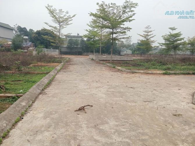 BÁN LÔ GÓC 71,6m² - GẦN ĐẠI HỌC FPT & ĐẠI HỌC QUỐC GIA  Vị trí: Xã Bình Yên, gần Khu Công - 3