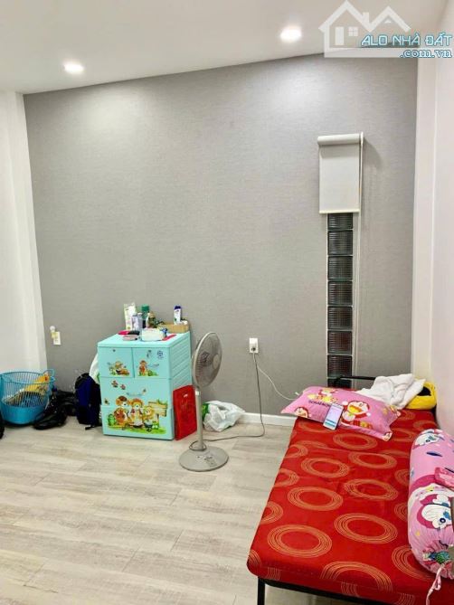 HIẾM TÂN PHÚ - HƠN 4TỶ CHÚT - 57M2 CN ĐỦ - 3PN - ĐÔ ĐỐC CHẤN - SÁT AEON - CHỢ SƠN KỲ - 3