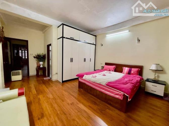 Bán nhà Văn Quán 5 tầng 97m kinh doanh, anh trai mình nhờ đăng tin - 4