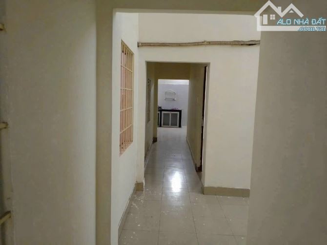 Bán nhà gần chợ Tân Tiến-P Tân Tiến, 120m2 đường xe hơi, Giá chỉ 4ty350 full thổ cư - 4