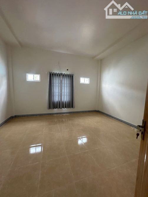 Nhà 3 tầng kiên cô khu dân cư Hòn Sện - Vĩnh Hoà . Cách biển chỉ 500m - 4