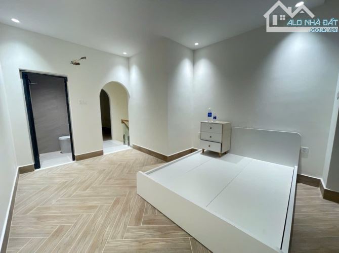 BÁN NHÀ 3 TẦNG MỚI XÂY – HẺM 2177 HUỲNH TẤN PHÁT – SỔ HỒNG RIÊNG – GIÁ 4.89 TỶ - 4