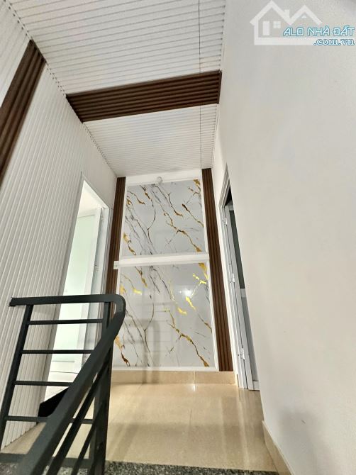 ✨ HẺM XE HƠI: 4x14M, 1 Trệt 1 Lầu (2PN, 2WC). Đi bộ ra Chợ và AEON Tân Phú chỉ 3