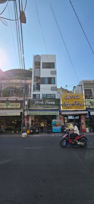 ✅Bán nhà mới mặt tiền đường Nguyễn Trãi,, ngang 5m - 5